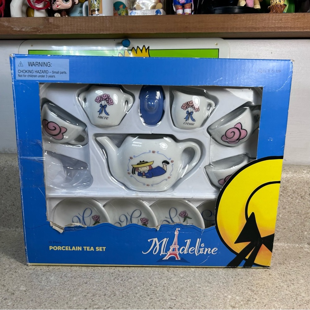 2002 Schylling Madeline Porcelain Tea Party Set - Missing 1 Cup - Original Box